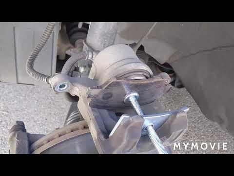 2016 Kia Forte brake pad replacement