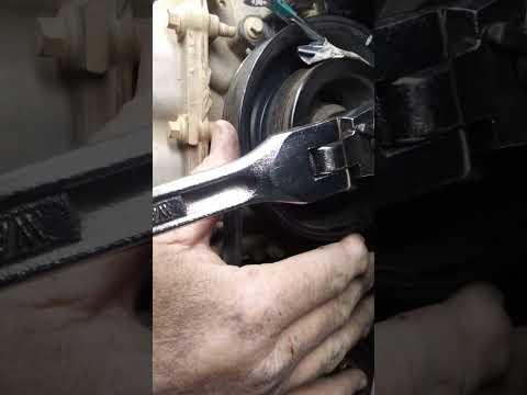 Ford Fusion - Serpentine Belt Replace - Stretch Belt