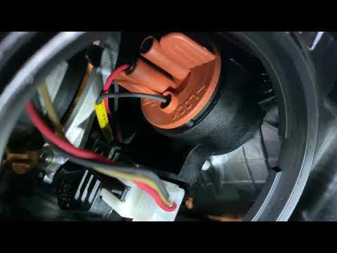 2019 Kia Niro Front turn signal bulb replacement