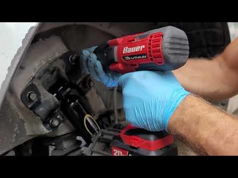 Kia Sedona (Carnival) Rear Shock Replacement with Torque Specifications