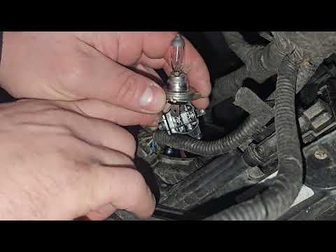 How to Replace Front Turn Signal Bulbs on a 2018 Hyundai Kona (LED vs Bulb Check)