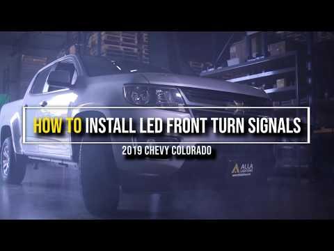 How to Replace Front Turn Signal Bulbs on a 2016 Chevrolet Colorado (Step-by-Step)