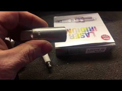 2013 Honda CR-V Spark Plug Replacement