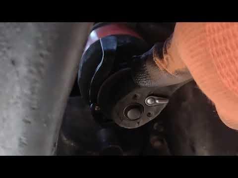 How to Change the Oil and Oil Filter on a 2010-2021 Kia Forte 2.0L (Trim: LX | Engine: Inline 4 2.0L)