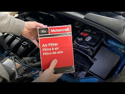 2014 Ford Focus - Engine Air Filter Replacement
