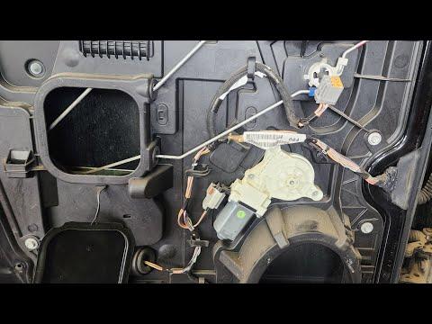 2009 - 2018 Dodge Ram 1500 Rear window regulator &amp; motor replacement video