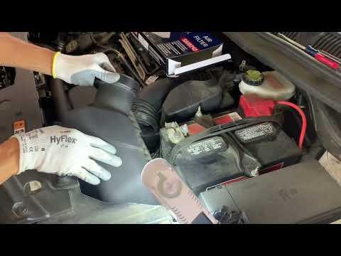 How to Replace the Engine Air Filter on a 2019 Ford Explorer
