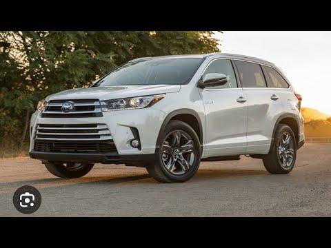 How to Replace the Battery on a 2001-2019 Toyota Highlander (Engine: Inline 4 2.7L)