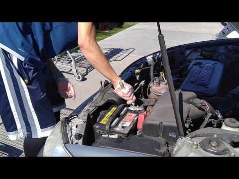 How to Replace the Battery on a 2006 Toyota Camry (Step-by-Step DIY Guide)