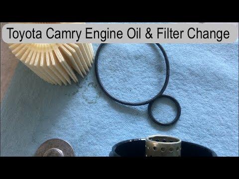 How to Change Engine Oil and Oil Filter on a 2017 Toyota Camry