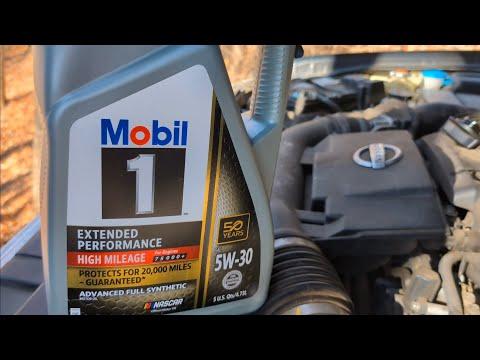 Quick Oil Change In a 2016 Nissan Frontier Pro-4X
