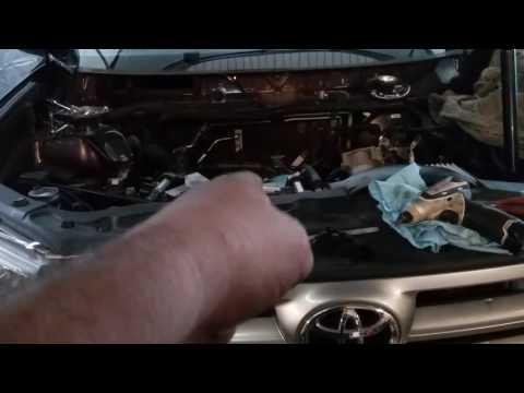 2013 Toyota Highlander spark plugs