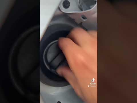 Loose gas cap caused check engine light to turn on #automobile #carscam #mechanic #carfix