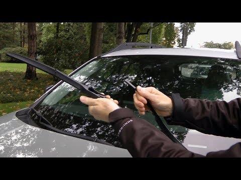 How to Replace Front Windshield Wipers on a 2013-2025 Toyota RAV4