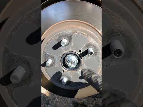 2020 subaru outback rear break pads and rotor replacement.