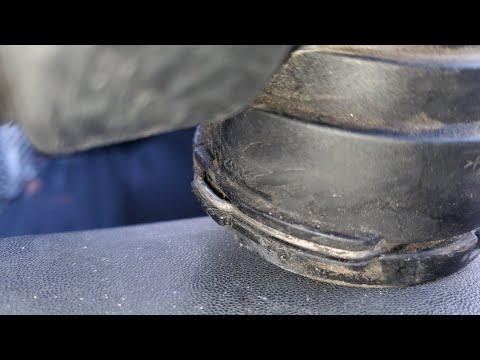 2012 F250 upper radiator hose removal - Quick tip!