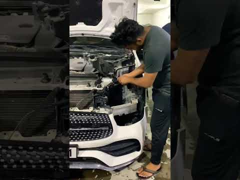 How to Replace the Front Turn Signal Bulb on a 2016 Mercedes-Benz GLC300
