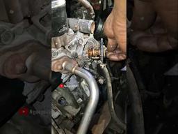 Honda CR-V Engine Thermostat Installation #automobile #mechanic #carmaintenance
