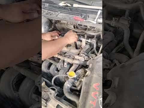 How to Change Engine Oil and Oil Filter on a 2016 Toyota Yaris