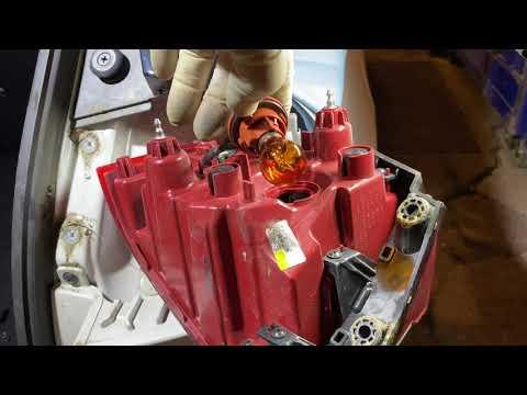 How to Replace Rear Turn Signal Bulbs on a 2018 Kia Niro (Liftgate or Tail Lamp)