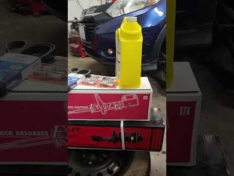 How to Replace Front Struts on a 2016-2022 Honda HR-V