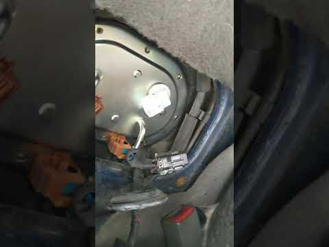 SOLVED! PART 2 Hyundai Tuscon Fuel Pump Assembly Replacement