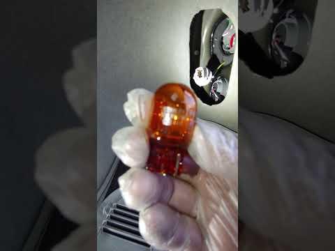 HOW TO REPLACE TURN SIGNAL LIGHT BULB FOR TOYOTA PRIUS 2015
