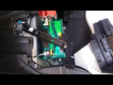 Accessing the 2017 Rav4 Hybrid 12 volt  battery