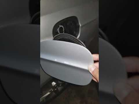 13 - 18 Ford Fusion Gas Cap Fuel Door Install