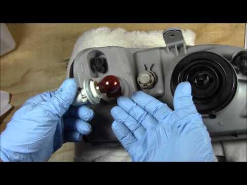 How to Replace Front Turn Signal Bulbs on a 2016 Hyundai Accent (Step-by-Step)
