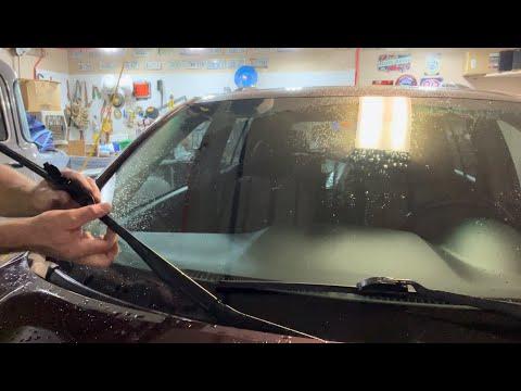 Change Wipers On A 2013 Toyota Highlander SD 480p