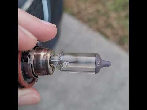 Change the Headlight Bulbs in a 2016 Kia Forte- Step By Step