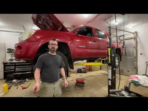🔧 2010 Toyota Tacoma transmission fluid change. 2008-2011 5 speed auto