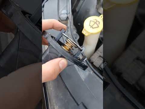 How to Replace the Thermostat on a 2017 Nissan Rogue