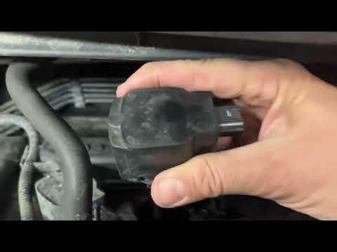 How to Replace Ignition Coils on a 2015-2020 Honda Fit (Engine: Inline 4 1.5L)