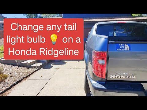 Honda Ridgeline rear turn signal bulb replacement 💡