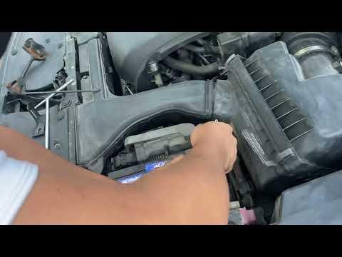 How to Replace the Battery on a 2008 Nissan Altima (12V Group 35)