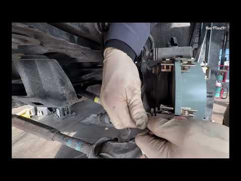 2014 Toyota Camry Rear Brake Pads & Rotors Replacement #brakes