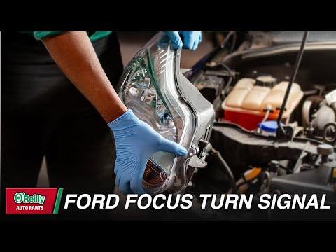 How to Replace Front Turn Signal Bulbs on a 2013-2018 Ford Focus (Trim: SE)