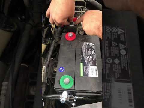 How to Replace the 12V Battery on a 2018 Toyota Land Cruiser (Step-by-Step)