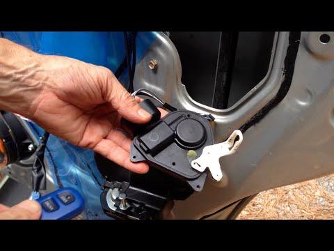 Highlander Door Lock Actuator (Rear Door Passenger Side)
