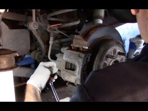 How To Replace Rear Brakes And Rotors 2007 Jeep Grand Cherokee