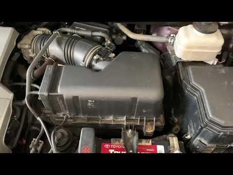Replace engine air filter Toyota Highlander 2013 V6