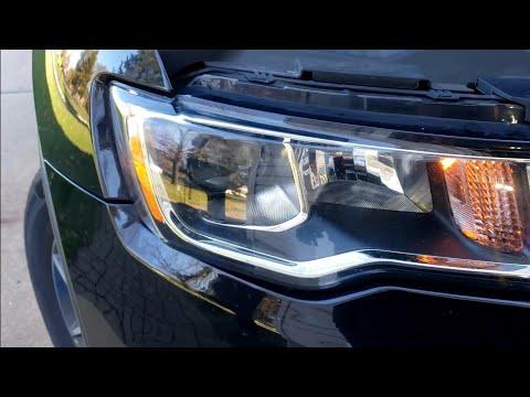 2018 Jeep Grand Cherokee Headlight Bulb Replacement Right Side