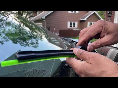 How To Replace Front Wiper Blade - 2017 Toyota Rav4 - DIY