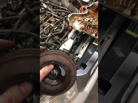 Ford Escape scary dumb timing chain design! WATCH BEFORE PULLING HARMONIC BALANCER! It's not keyed!