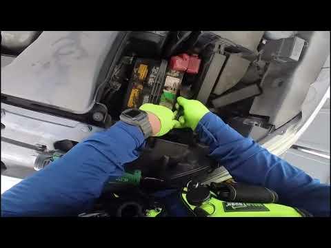 How to Replace the 12V Battery on a 2018 Nissan Pathfinder (Step-by-Step Guide)