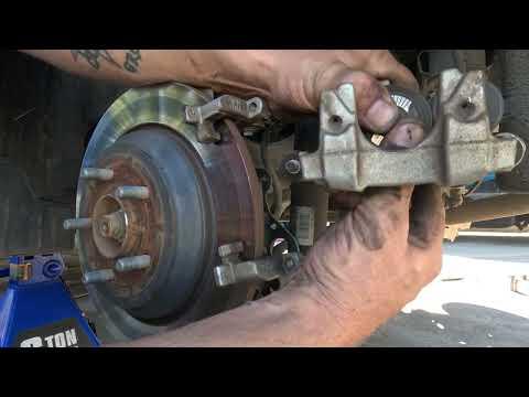 2020 Ford Escape front and rear brakes and rotors