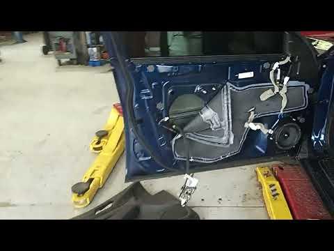 2016 nissan altima driver side door lock actuator replacement